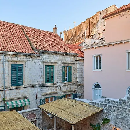 Hedera Estate, Hedera Xvii فيلة *