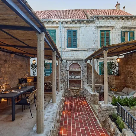 Hedera Estate, Hedera Xvii دوبروفينك