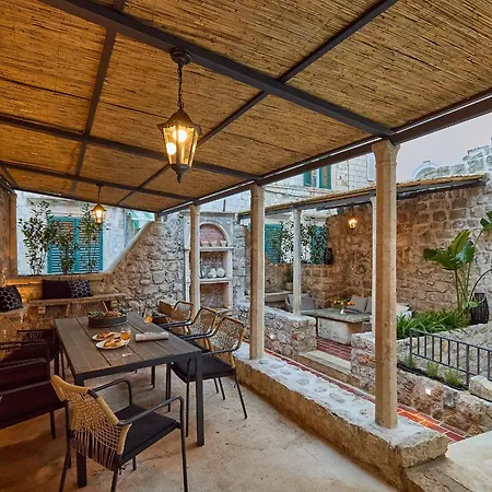 Hedera Estate, Hedera Xvii دوبروفينك