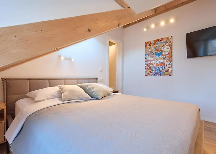 Hedera Estate, Hedera Xvii * Dubrovník