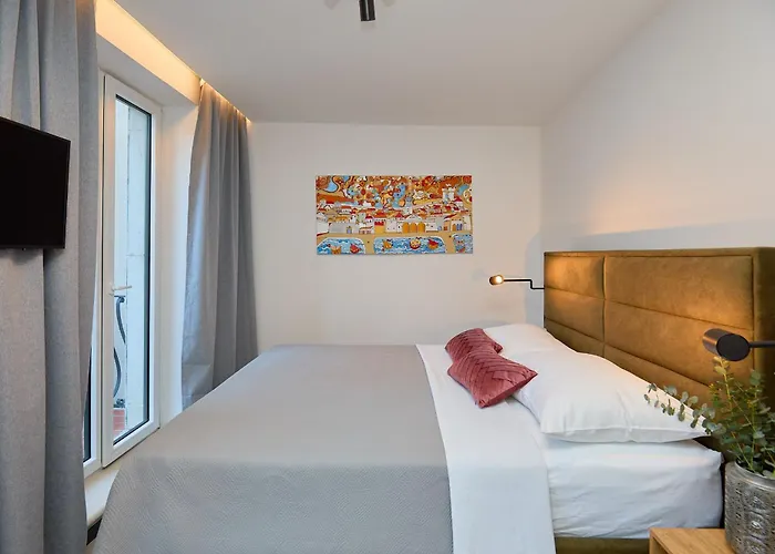 Hedera Estate, Hedera Xvii Villa