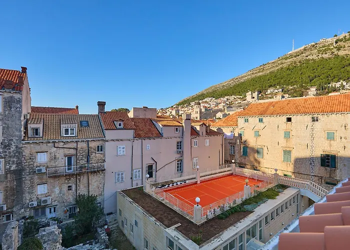 Vila Hedera Estate, Hedera Xvii *