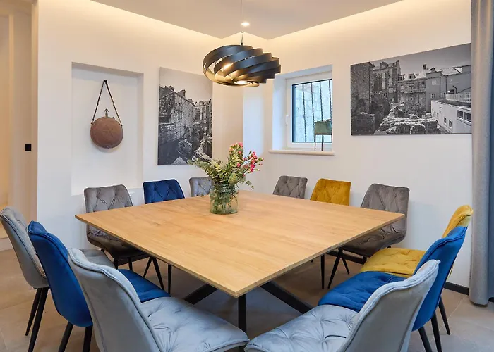 Vila Hedera Estate, Hedera Xvii *