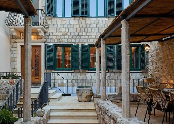 Villa Hedera Estate, Hedera Xvii