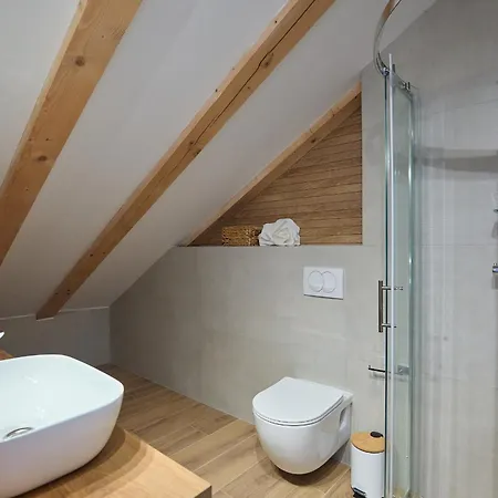 Hedera Estate, Hedera Xvii דוברובניק